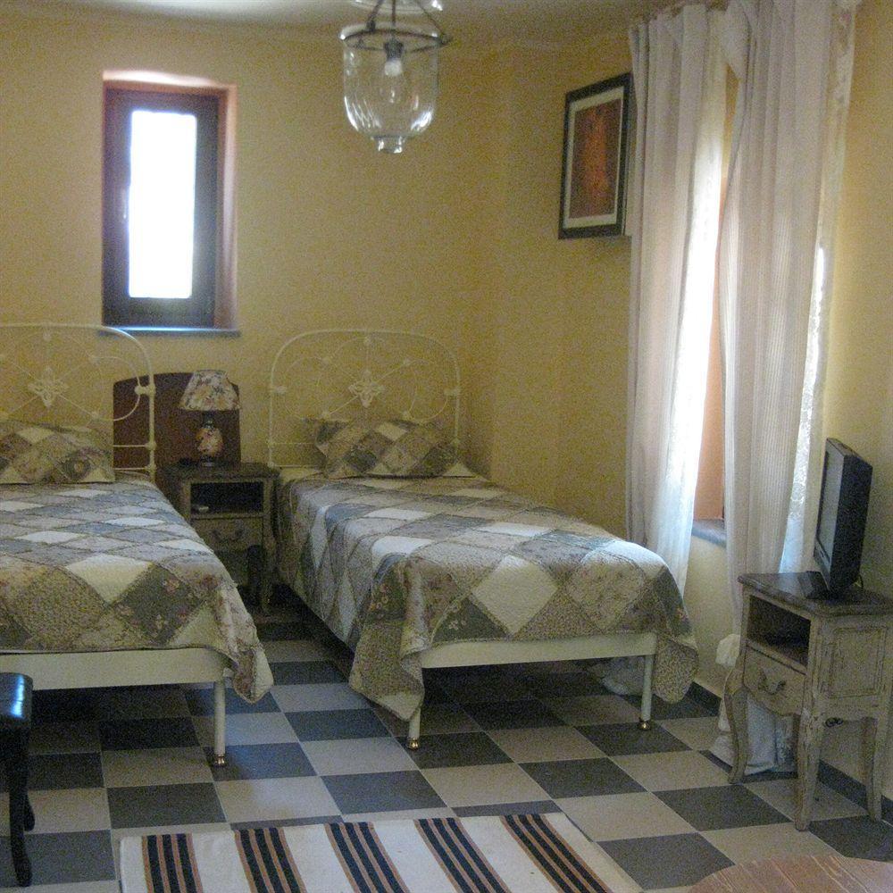 Traditional Hotel Ianthe Véssa Kamer foto