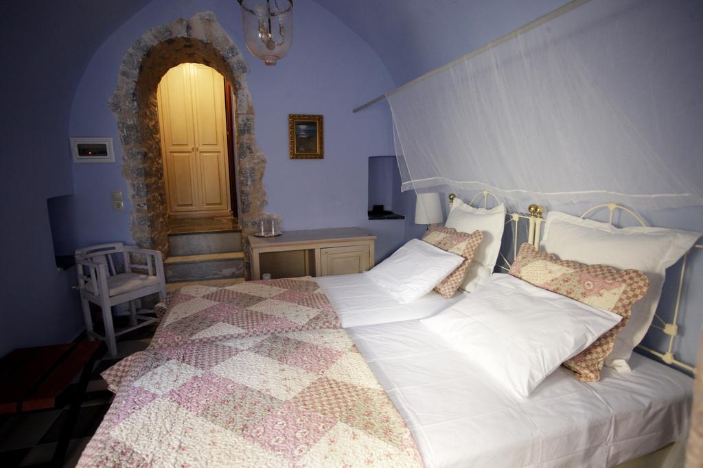 Traditional Hotel Ianthe Véssa Buitenkant foto